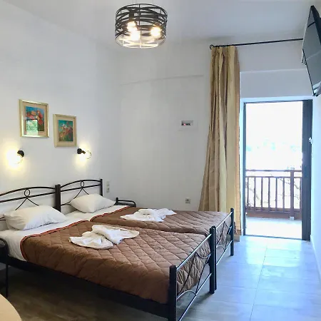 Hotel Platanos