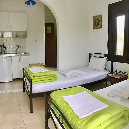 Hotel Platanos Sinoikismos Kambos